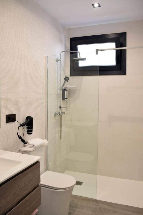 Alojamientos Lola, Suite Con Jacuzzi Benalup-Casas Viejas Exteriör bild